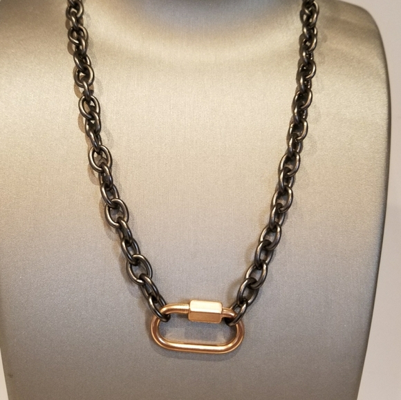 Rosegold Love Heart Carabiner Lock Necklace - Picture 5 of 6